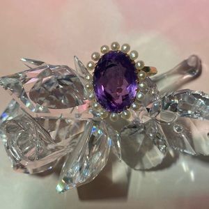 Beautiful vintage amethyst ladies ring with tiny seed pearls